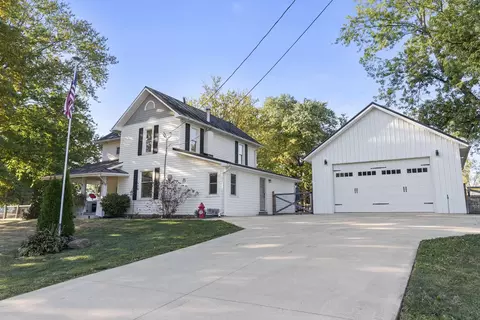 200 Mansfield Rd, Mount Vernon, OH 43050