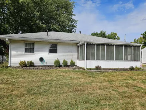 4484 Grimsby Rd, Columbus, OH 43227