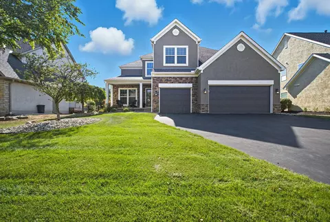 6460 Bromfield Dr, Westerville, OH 43082