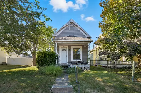 812 E Temple St, Washington Court House, OH 43160