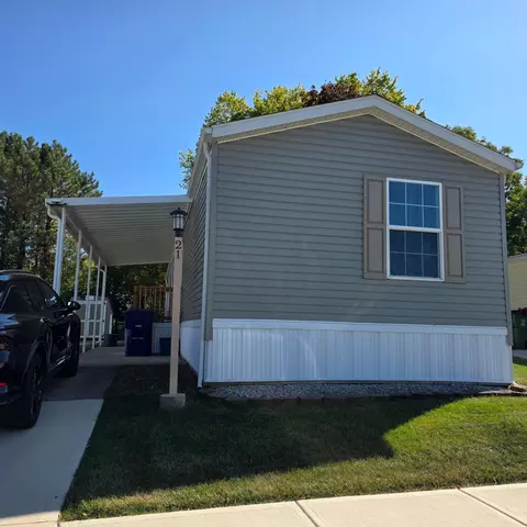 21 Birch Row Dr, Delaware, OH 43015