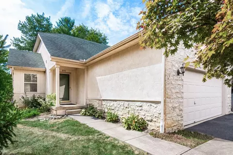 8351 Smoky Row Rd, Powell, OH 43065
