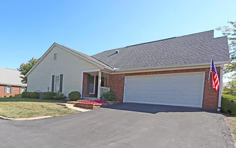 381 Retreat Ln #381, Marysville, OH 43040