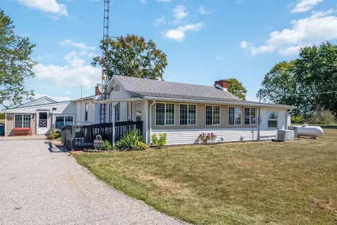 9522 Smith Rd, Ashley, OH 43003