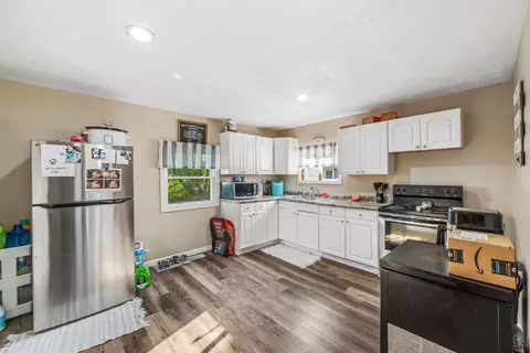 Kitchen - 921 Adams St, Marion, OH 43302 photo 1 of 2