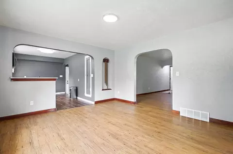 2855 Springfield Jamestown Rd, Springfield, OH 45502 photo 10