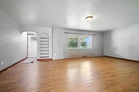 2855 Springfield Jamestown Rd, Springfield, OH 45502 photo 3