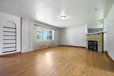 2855 Springfield Jamestown Rd, Springfield, OH 45502 photo 4