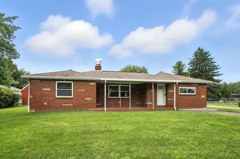 2855 Springfield Jamestown Rd, Springfield, OH 45502