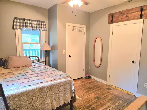 Bedroom - 750 Mcgrery Rd SE, Lancaster, OH 43130 photo 5 of 5