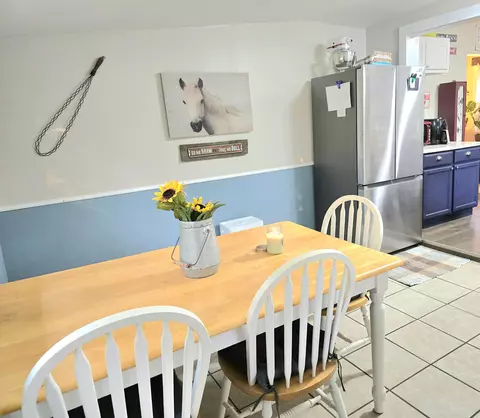 Dining - 750 Mcgrery Rd SE, Lancaster, OH 43130 photo 1 of 3