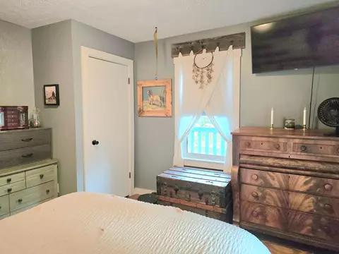 Bedroom - 750 Mcgrery Rd SE, Lancaster, OH 43130 photo 3 of 5
