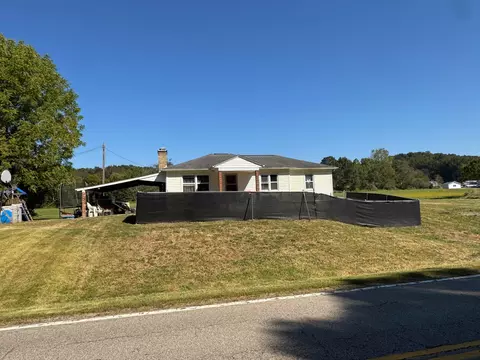 35752 State Route 56, New Plymouth, OH 45654