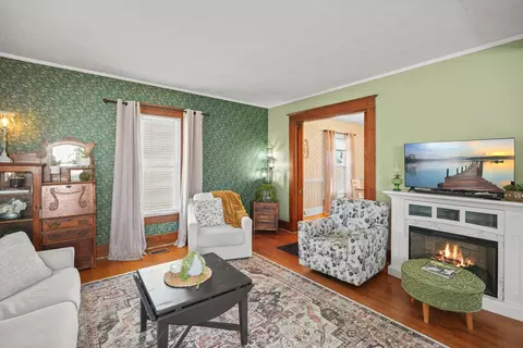 515 Clark St, Willard, OH 44890 photo 4