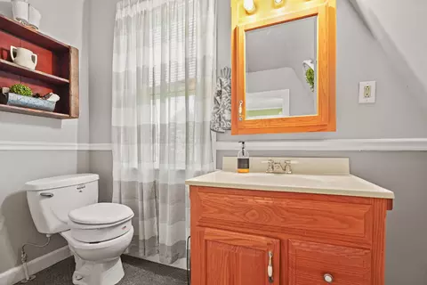 515 Clark St, Willard, OH 44890 photo 16