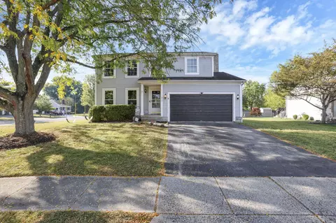 6037 Carmell Dr, Columbus, OH 43228