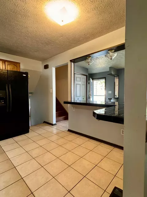 5125 Upton Rd N, Columbus, OH 43232 photo 14