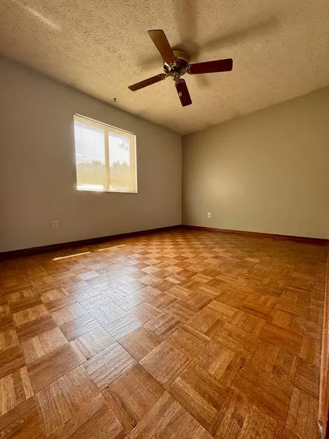 5125 Upton Rd N, Columbus, OH 43232 photo 21
