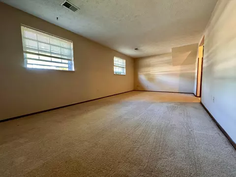 5125 Upton Rd N, Columbus, OH 43232 photo 33