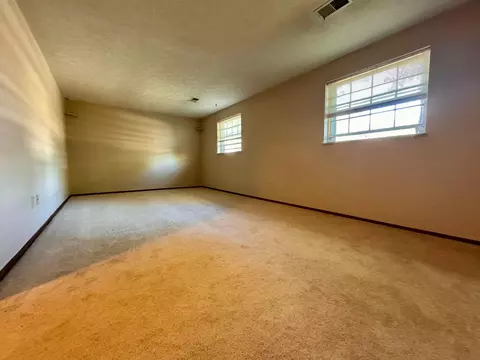 5125 Upton Rd N, Columbus, OH 43232 photo 32