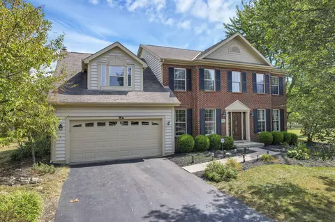 9182 Marlebury End, Powell, OH 43065
