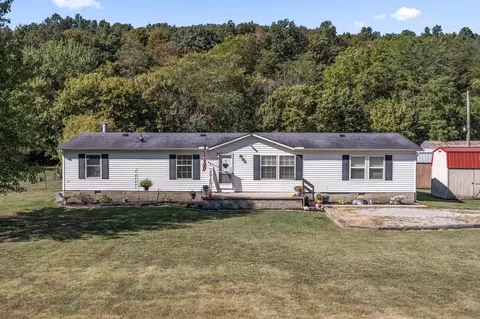 7135 Walnut Creek Rd, Kingston, OH 45644