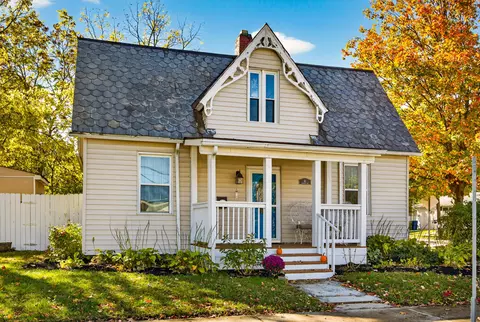 Exterior - 41 Bernard Ave, Delaware, OH 43015 photo 3 of 16