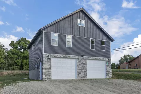13060 Oak Rd NE, Thornville, OH 43076