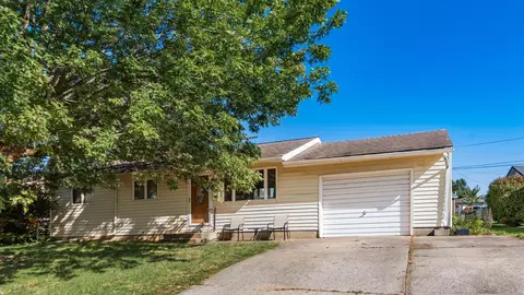 176 Custer Rd, Heath, OH 43056