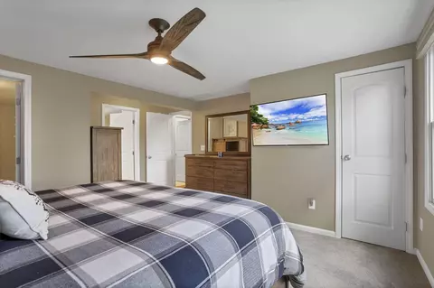 Bedroom - 541 Lakeshore Dr E, Hebron, OH 43025 photo 3 of 6