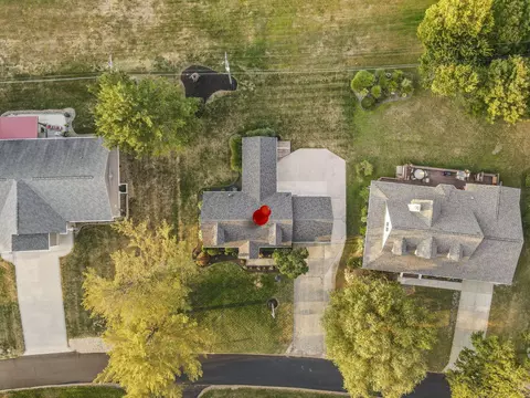 View/Area - 541 Lakeshore Dr E, Hebron, OH 43025 photo 1 of 7