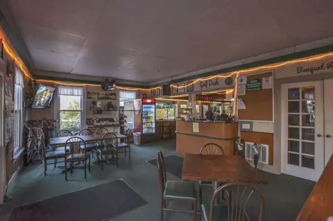 Dining - 541 Lakeshore Dr E, Hebron, OH 43025 photo 5 of 5