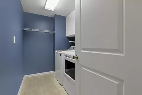 Other - 541 Lakeshore Dr E, Hebron, OH 43025 photo 7 of 11