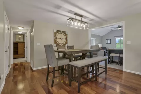 Dining - 541 Lakeshore Dr E, Hebron, OH 43025 photo 1 of 5