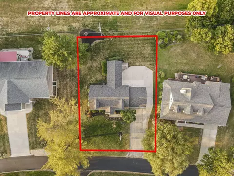 View/Area - 541 Lakeshore Dr E, Hebron, OH 43025 photo 2 of 7