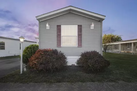 236 Roundtop Rd, Columbus, OH 43207