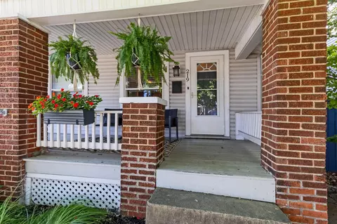 219 Frebis Ave, Columbus, OH 43206