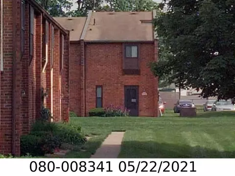 15 King Arthur Ct, Westerville, OH 43081