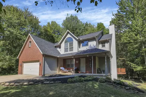 6690 Watkins Rd SW, Pataskala, OH 43062
