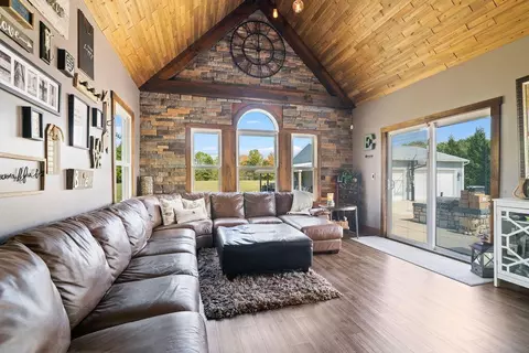 5953 County Road 109, Mount Gilead, OH 43338