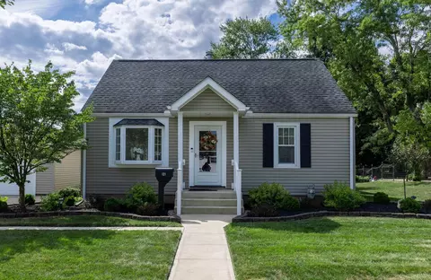 121 N 26th St, Newark, OH 43055