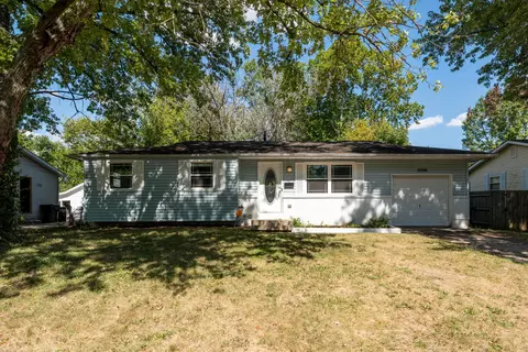 5096 Fullerton Dr, Columbus, OH 43232