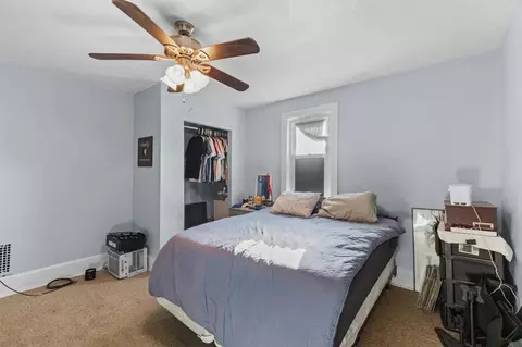 Bedroom - 127 E Walnut St, Marion, OH 43302 photo 5 of 6