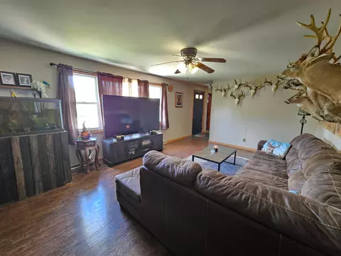 223 Clink Blvd, Crestline, OH 44827