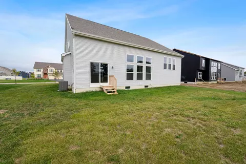 Exterior - 2854 Basil Dr, Delaware, OH 43015 photo 5 of 5