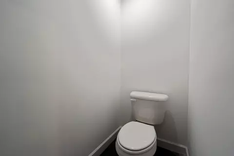 Bath - 2854 Basil Dr, Delaware, OH 43015 photo 5 of 8