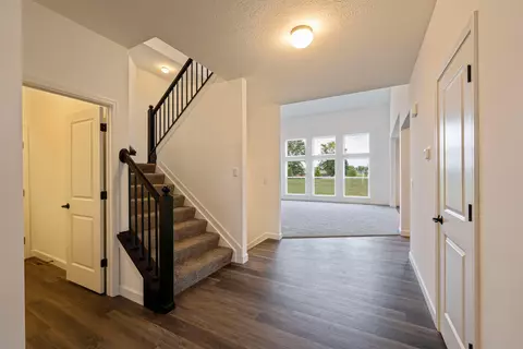 Entry Way - 2854 Basil Dr, Delaware, OH 43015 photo 4 of 6