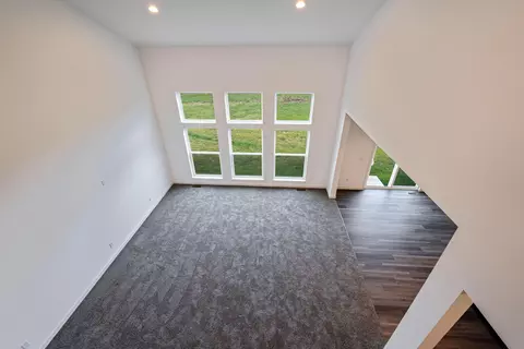 Living - 2854 Basil Dr, Delaware, OH 43015 photo 3 of 4