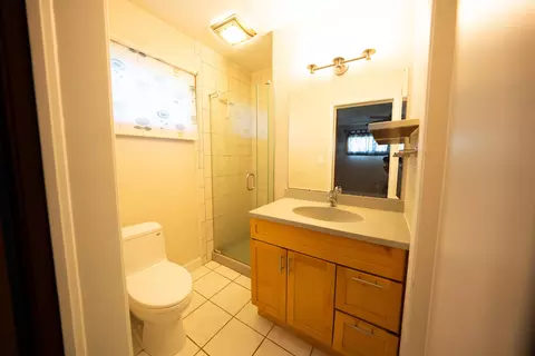Bath - 155 Wilson Dr, Worthington, OH 43085 photo 1 of 2