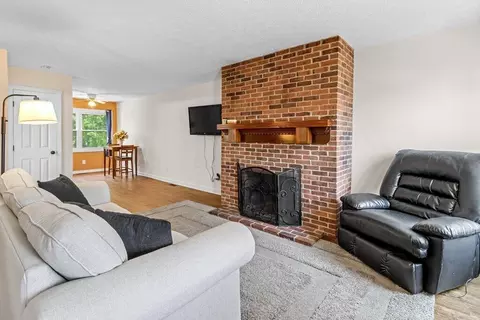 372 Edinburgh Rd, Dublin, OH 43017 photo 5